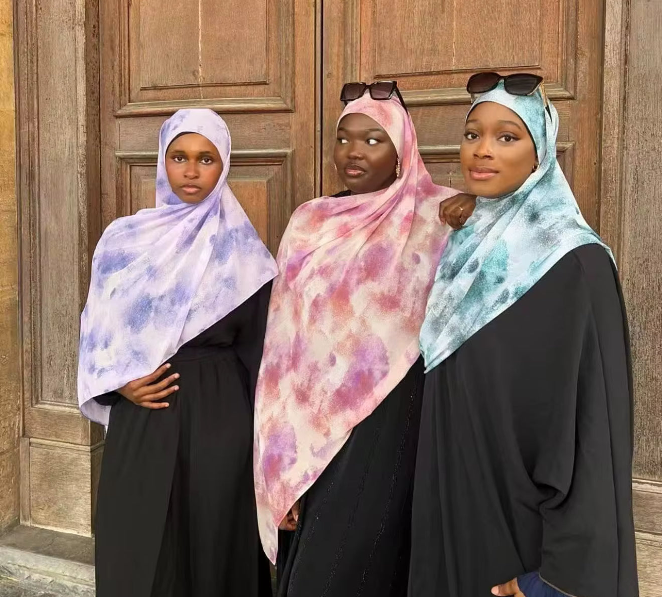 Hijab Suppliers (Scarves, Modal, Chiffon & Silk Hijab Vendors)