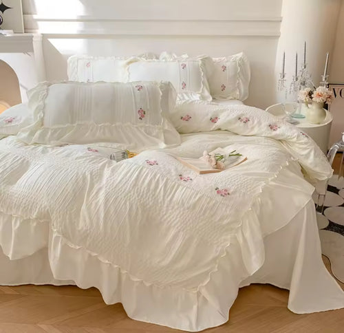 Bedding Suppliers (Bedsheets, Duvets & Pillow Vendors)